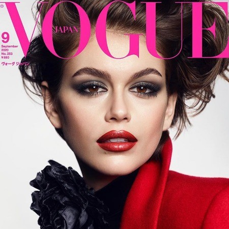 Кайя Гербер снялась обнаженной для обложки Vogue и рассказала о психическом здоровье